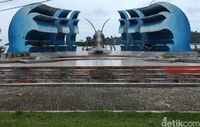 Tugu yang jadi kebanggaan masyarakat Simeulue (Rifkianto/detikcom)