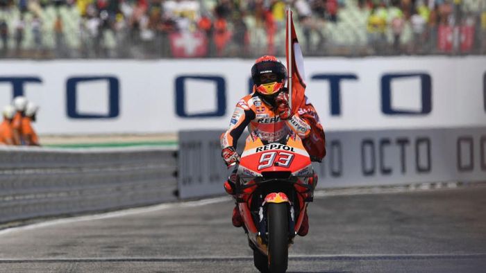 JUDI ONLINE Marc Marquez melanjutkan catatan apiknya di MotoGP Aragon (Foto: Mirco Lazzari gp/Getty Images))
