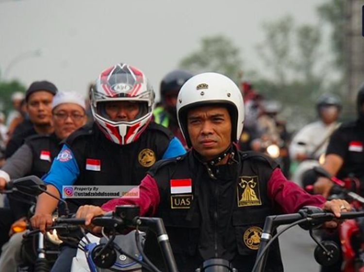 Gaya Motoran Ustaz Abdul Somad