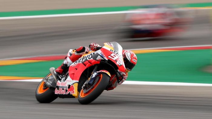 JUDI ONLINE Marc Marquez juara di MotoGP Aragon. (Foto: Albert Gea / Reuters)