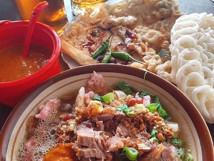 Kenikmatan Hakiki di Senin Pagi, Sarapan Sroto Sokaraja