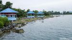 Bersantai di Jembatan Biru Kota Batu Simeulue