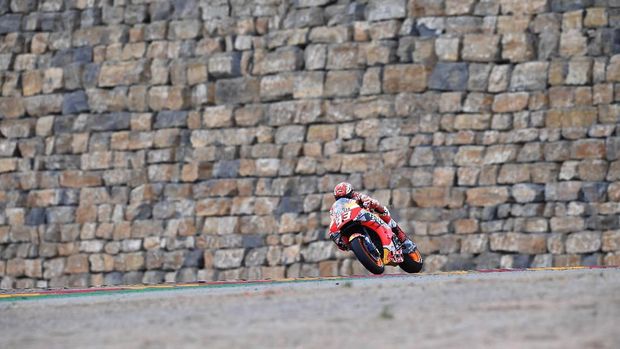 Marquez Juara Dunia MotoGP, Ibu Sering Menderita