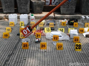 Yang Perlu Diketahui dari Penggerebekan Terduga Teroris Hari ini
