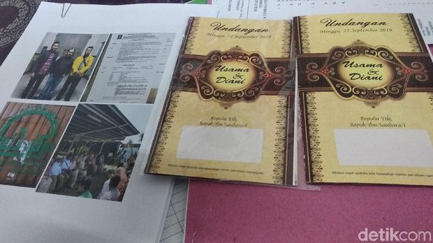 Foto Lutfi Hasan dikawal petugas keluar Lapas dan bukti undangan pernikahan putranya