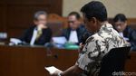 Senyum Semringah Rommy di Sidang Lanjutan Kasus Korupsi
