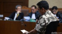 Dalam perkara ini, Rommy didakwa menerima uang Rp 325 juta terkait jual beli jabatan di Kemenag dari Haris Hasanudin untuk mendapatkan posisi sebagai Kepala Kantor Wilayah Kemenag Jawa Timur. Dia didakwa menerima suap bersama-sama Menteri Agama (Menag) Lukman Hakim Saifuddin. Rommy juga didakwa menerima Rp 91,4 juta dari M Muafaq Wirahadi. Uang tersebut berkaitan proses pengangkatan Muafaq sebagai Kepala Kantor Kemenag Kabupaten Gresik.