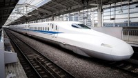 Warlok Jepang Murka Bule Sembarangan Letakkan Koper di Shinkansen