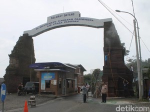 OTT di Wisata  Air Panas, Satgas Saber Pungli Mojokerto Tangkap 3 Orang