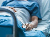 Kumpulan Doa Menjenguk Orang Sakit, Muslim Amalkan Yuk!