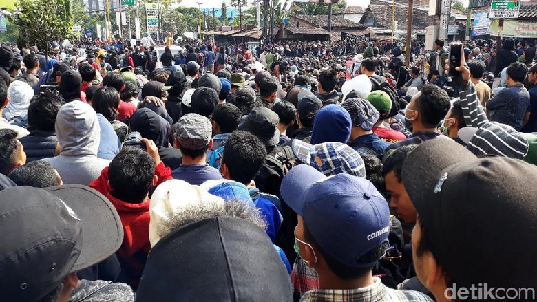 Kordum Gejayan Memanggil: Pemerintah Panik, Internet Dilumpuhkan Saat Aksi Kordum Gejayan Memanggil: Pemerintah Panik, Internet Dilumpuhkan Saat Aksi