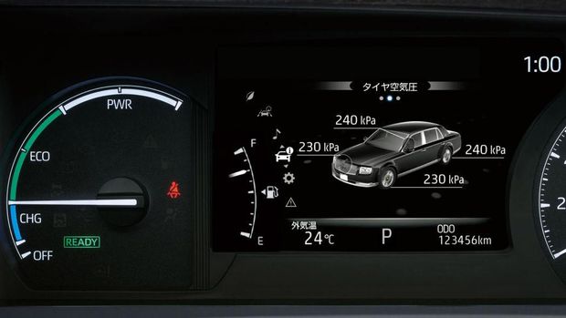Mobil Toyota untuk Kaisar Naruhito