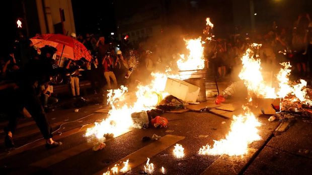 Demo Kian Anarkis, Hong Kong Tak Pantas Jadi Pusat Keuangan?