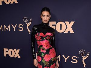 Mengintip Dekorasi Natal di Rumah Rp 118 Miliar Kendall Jenner