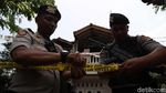 Rumah Terduga Teroris di Jakut Digaris Polisi