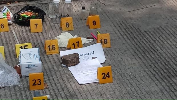 Barang bukti nomor 24: surat wasiat terduga teroris