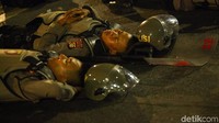 Hingga kini bentrokan buntut dari aksi mahasiswa masih berlangsung di sejumlah titik.