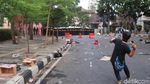 Bentrok Demonstran dan Polisi di Bandung Memanas