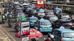 Potret Macet Akibat Demo di Depan Gedung DPR