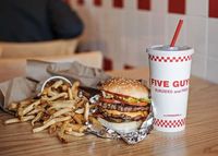 5 Gerai Burger Paling Enak dan Terkenal di Amerika