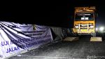 Dini Hari, Menteri PUPR Cek Uji Beban Tol Japek Layang