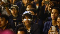 Usai berdiskusi dengan Kapolres Metro Jakarta Pusat, sejumlah mahasiswa membubarkan diri, Selasa (24/9/2019).