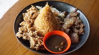 Rice and Cheese: Nasi Pulen Berlumuran Keju yang Gurih Ada di Sini