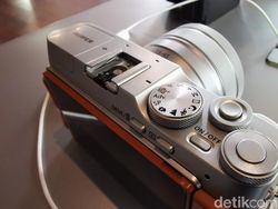 Lebih Dekat dengan Fujifilm X-A7, Si Mirrorless Pintar