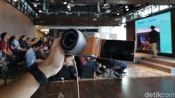 Ada juga berbagai fitur baru lainnya, seperti mode light trail yang bisa digunakan untuk mengambil gambar light trail tanpa perlu banyak pengaturan. Foto: detikINET/Anggoro Suryo Jati