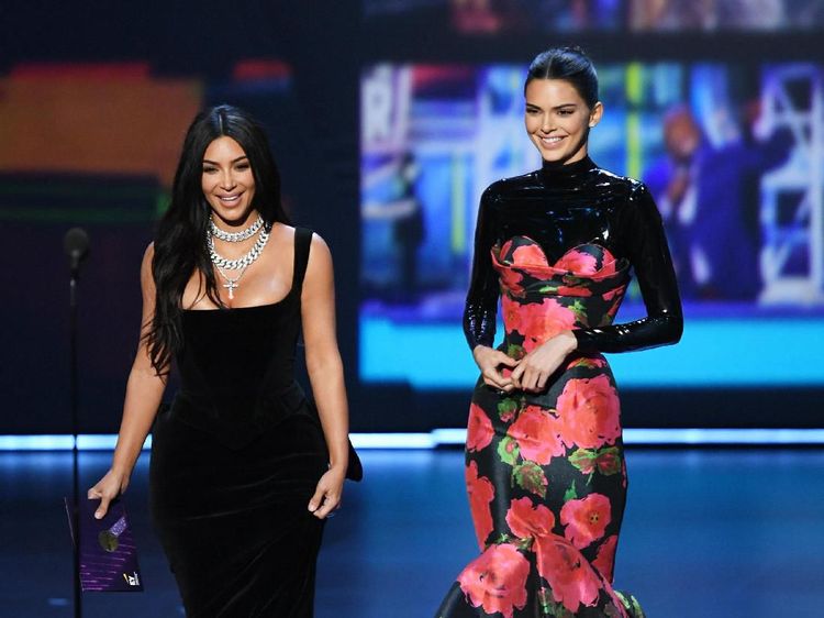 Momen Kim dan Kendall Jenner Ditertawakan di Emmy Awards