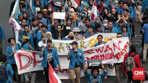 Dilarang Demo oleh Kampus, Mahasiswa Riau Mengadu ke DPRD