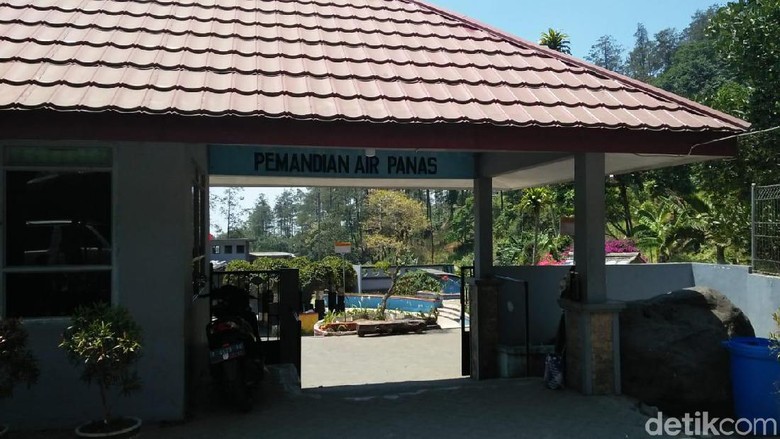 Ini Hasil Pungli Petugas Loket Wisata Air Panas Mojokerto yang Terkena OTT Ini Hasil Pungli Petugas Loket Wisata Air Panas Mojokerto yang Terkena OTT