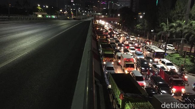 Daftar Tol yang Tarifnya Naik Bulan Ini
