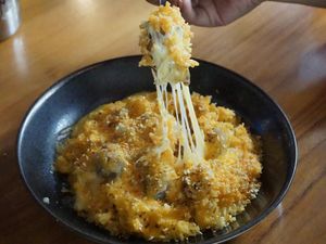 Pilihan Menu Nasi dan Keju Gurih di Rice and Cheese