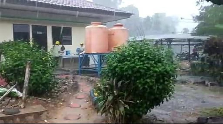 Jambi Diguyur Hujan Pagi Ini, Warga Bersyukur Jambi Diguyur Hujan Pagi Ini, Warga Bersyukur