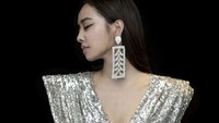 Penyanyi berusia 39 tahun itu protes pada sebuah media lokal karena membahas ukuran payudaranya. Dok. Instagram/jolin_cai