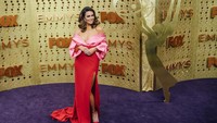 Mandy Moore saat menghadiri acara Emmy Awards 2019 di California, AS pada akhir pekan lalu. Emma McIntyre/Getty Images