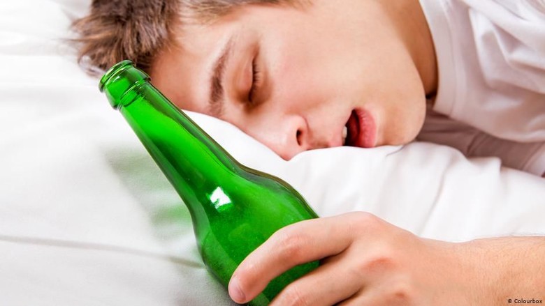 Pengadilan Jerman: Hangover Adalah Kondisi Sakit Pengadilan Jerman: Hangover Adalah Kondisi Sakit