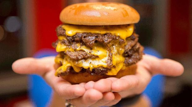 Batasi konsumsi fast food.