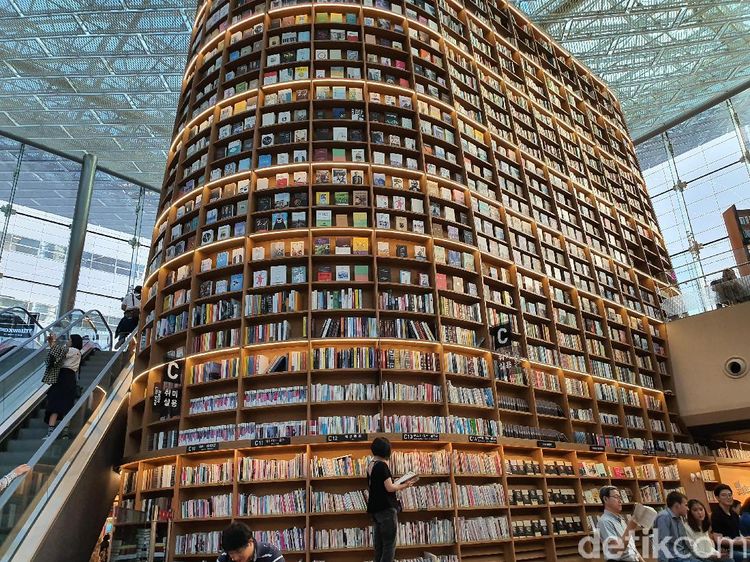 Potret Perpustakaan Megah dan Unik di Seoul