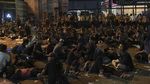 Massa Mahasiswa Masih Bertahan di DPR