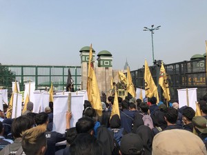 Massa SPI-Mahasiswa Mulai Demo di DPR, Serukan DPR Tak Paham Petani!