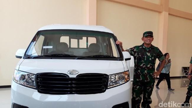 Buat Wira-wiri di Landasan, TNI AU Pesan 35 Mobil Esemka