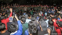 Begini suasana diskusi tersebut.