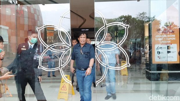 Ada Demo Mahasiswa di DPRD Sumsel, Palembang Icon Mall Tutup