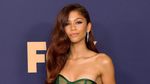 Kim dan Kendall Jenner, Zendaya hingga Jolin Tsai