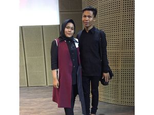 Inspiratif! Siswa Ini Terima Jahitan Demi Biaya Sekolah, Kini Show di Paris