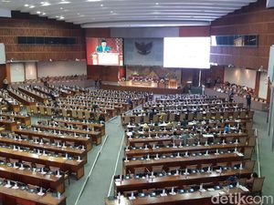 Tok! DPR Sahkan RUU Pesantren