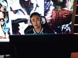 10 Atlet eSport dengan Pendapatan Tertinggi di Tahun 2019