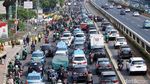 Massa Petani Mulai Aksi di Gedung DPR